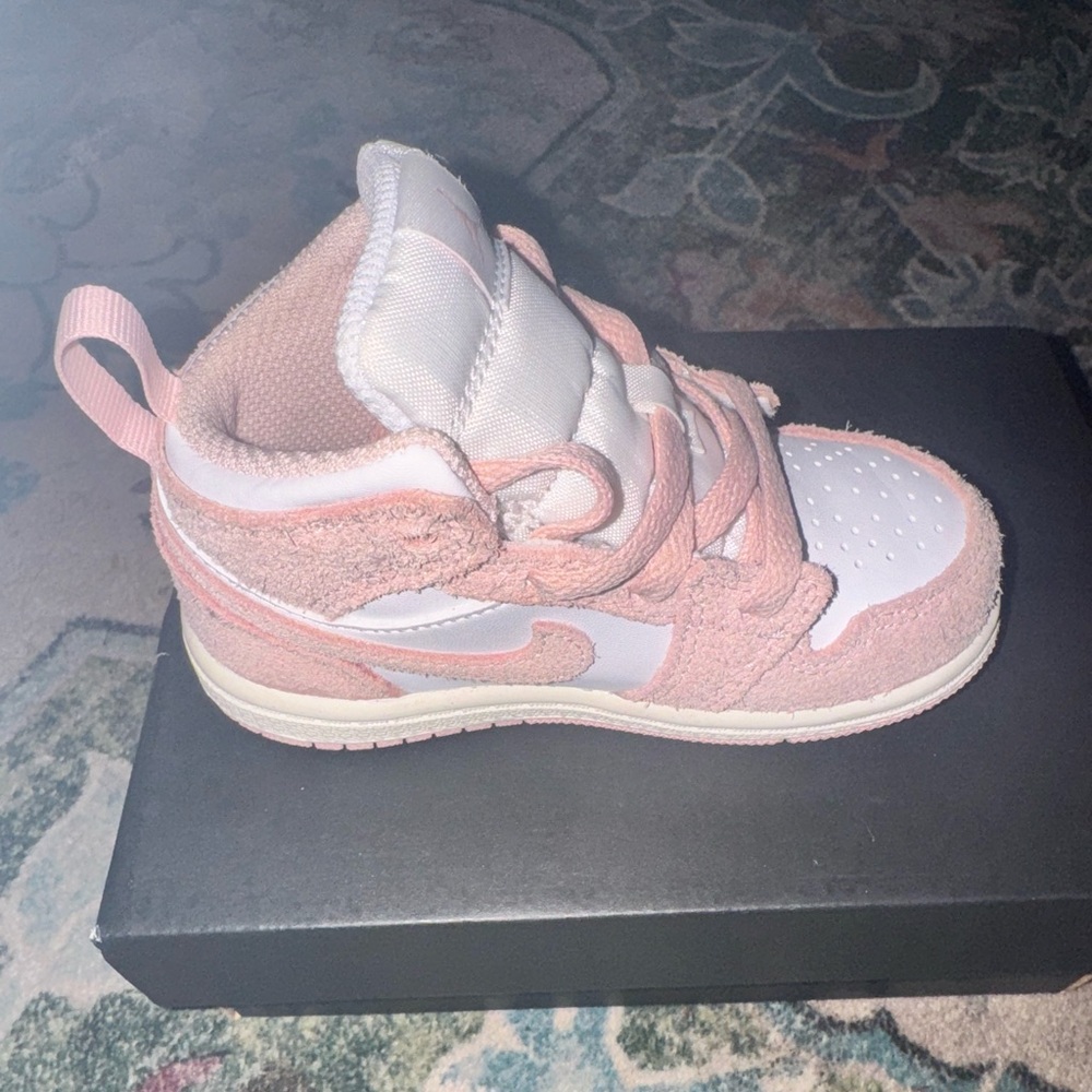 Toddler sneakers
